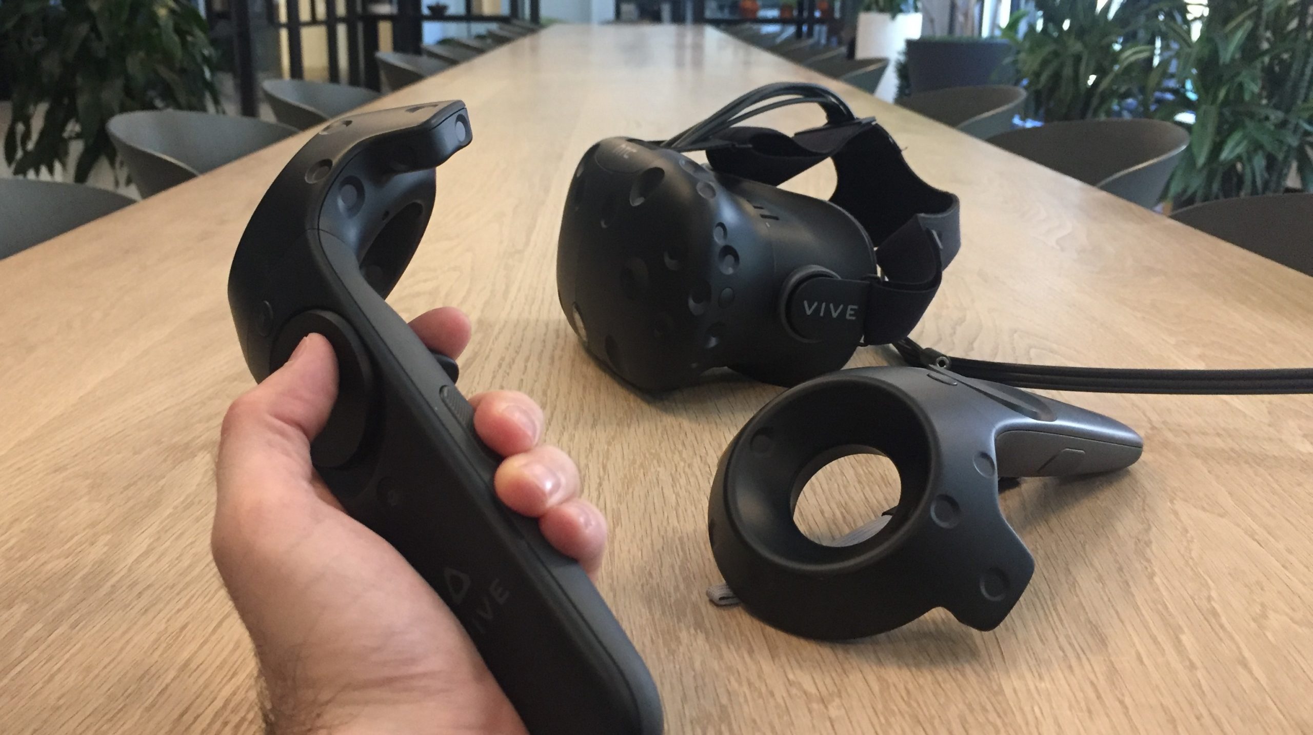 Htc vive deals multiplayer setup