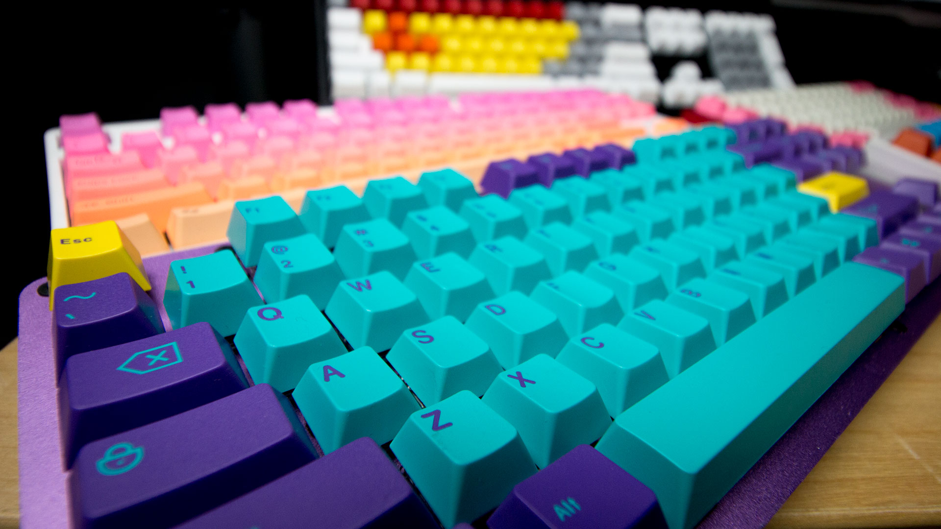 Rainbow LV (Wallpapers) (Colorkeyboard) (Go Keyboard)