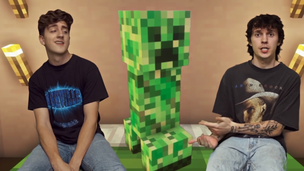 JB Hi-Fi Now Sells The Severed Head Of A Minecraft Creeper As A Mini Fridge