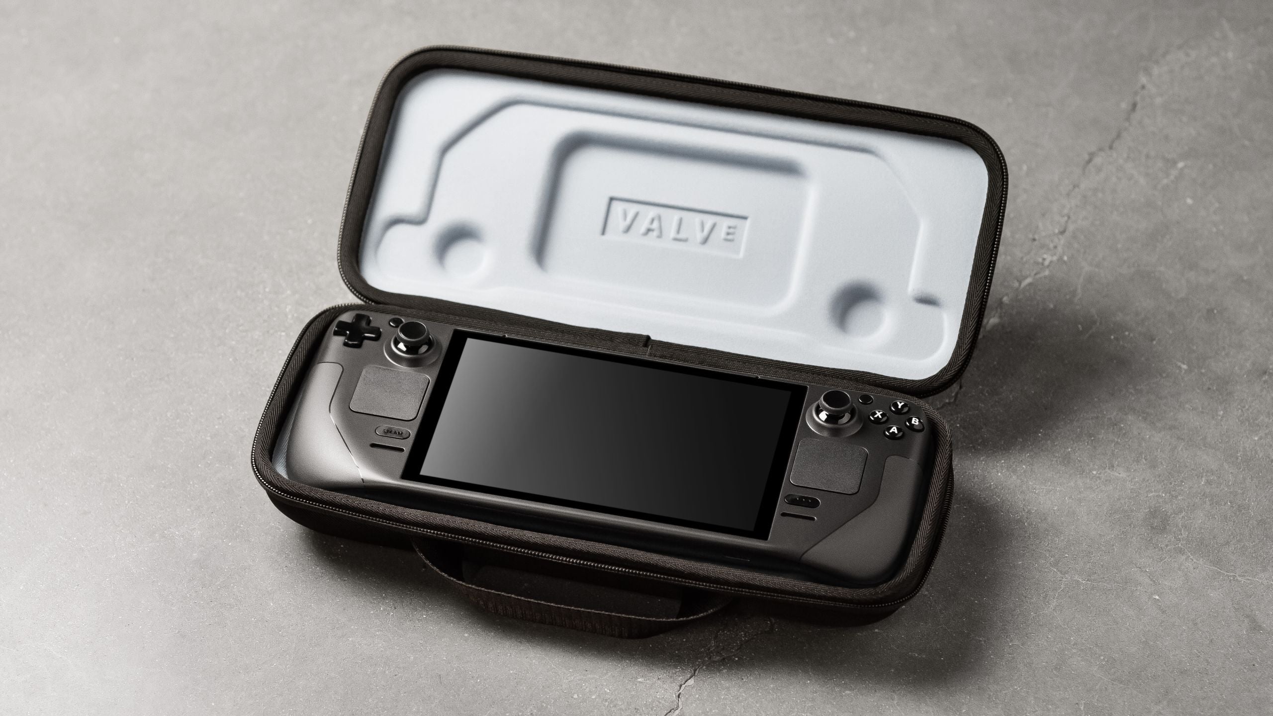 Gabe Newell lays out Valve's Steam Box plans