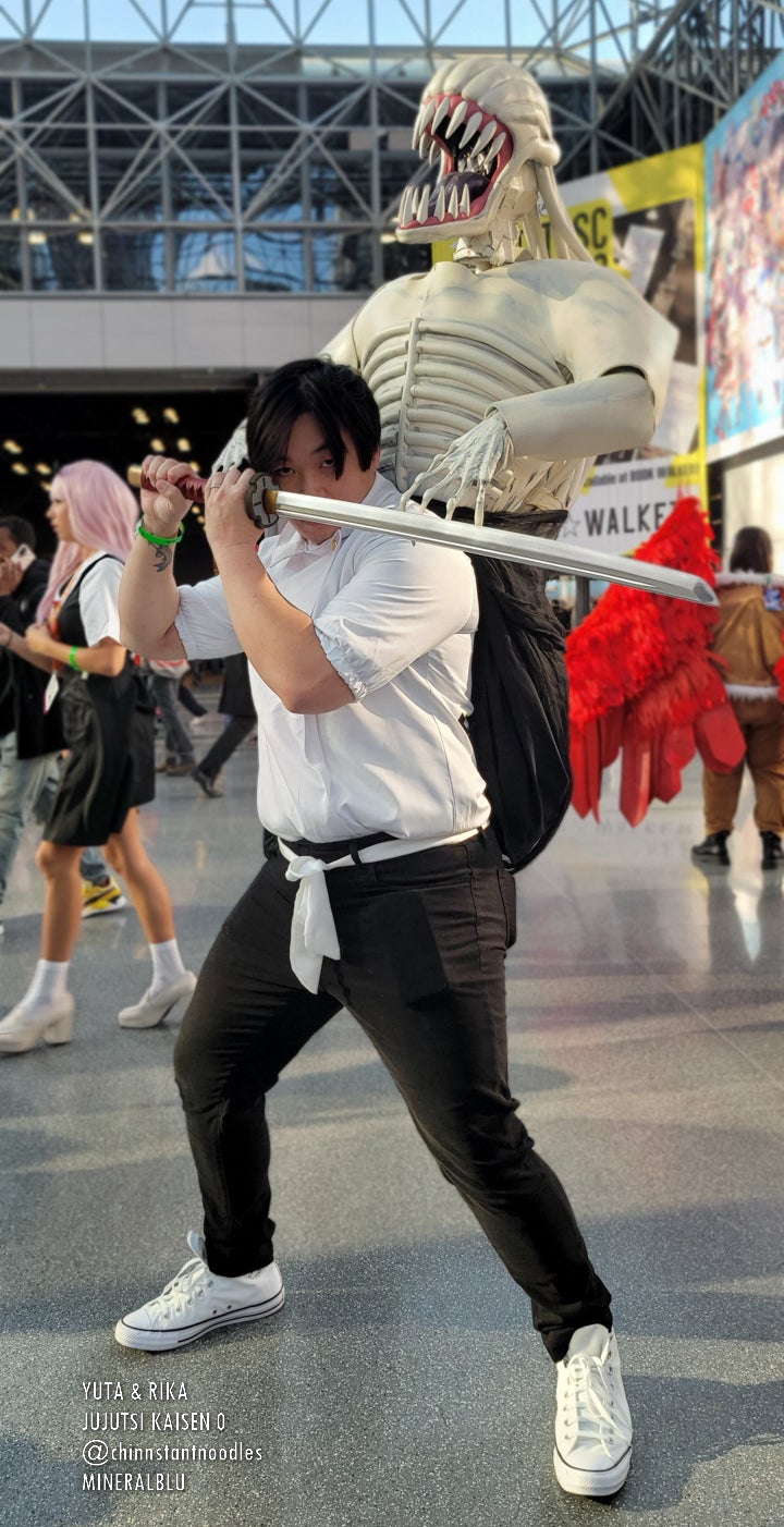 Chainsaw Man Cosplay At Anime NYC 003- The World of Nardio
