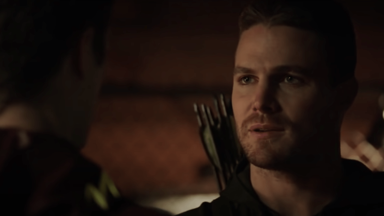 Stephen Amell Returns As Oliver Queen On The Flash S Final Season
