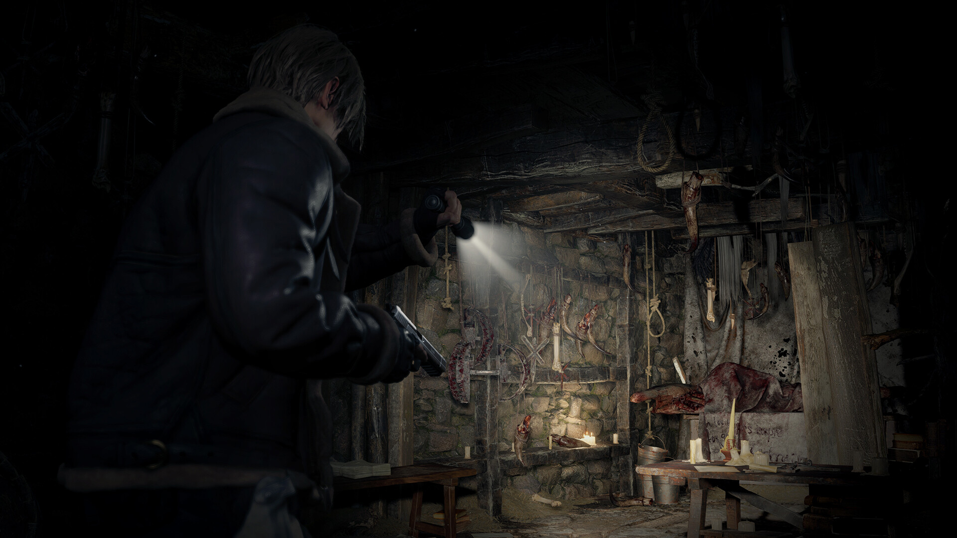 The Resident Evil 4 Collector's Edition Is Up For Pre-Order At EB